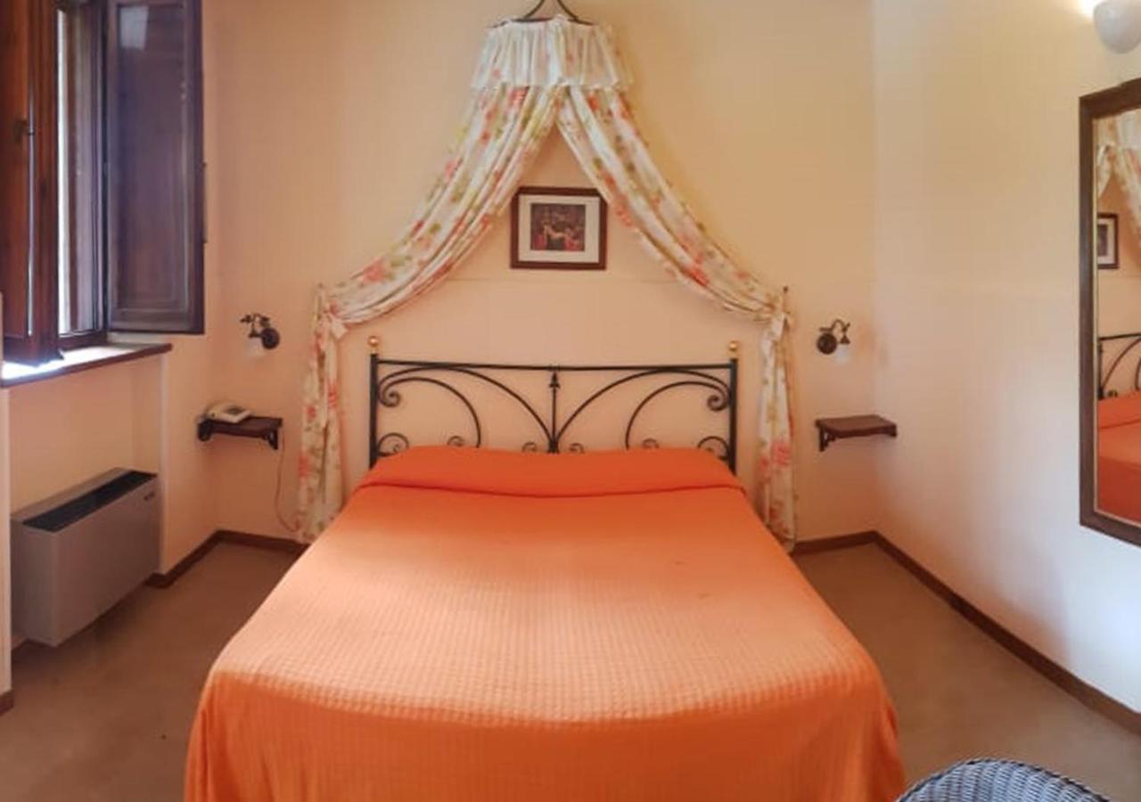 Il Colombaio Agriturismo Montegabbione Екстер'єр фото
